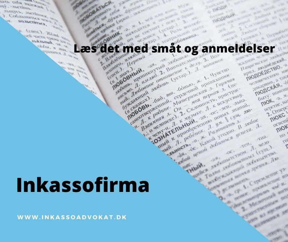 Billede af en tekstside med små skrifttegn, delvist dækket af en blå sektion med teksten "Inkassofirma" og webadressen.